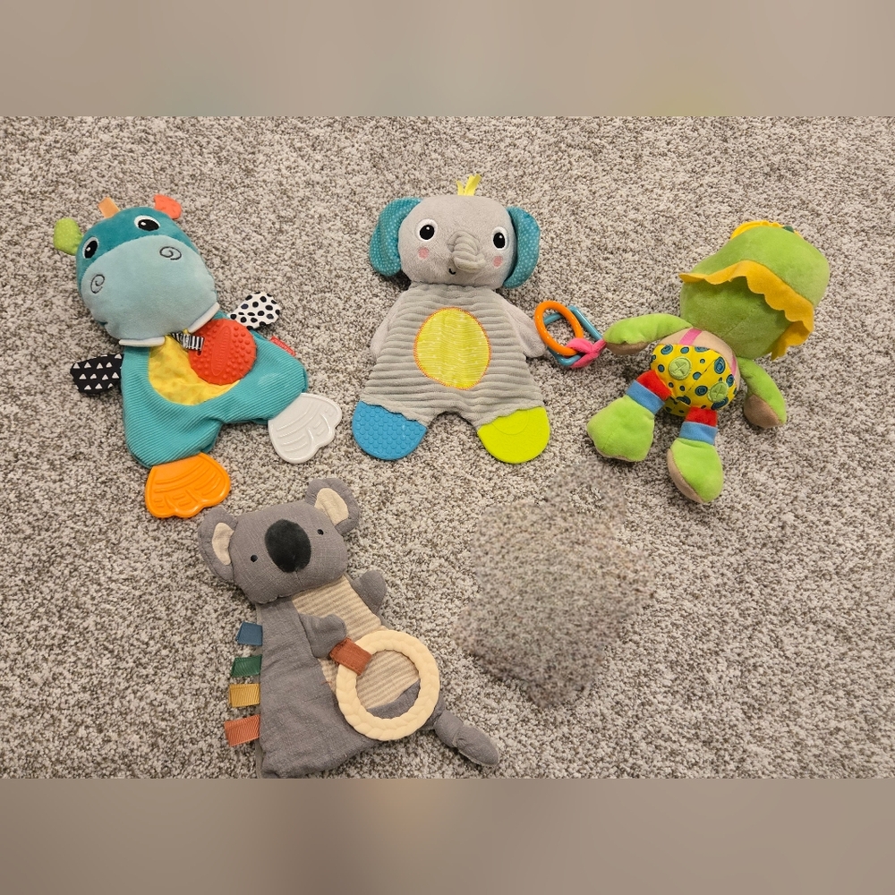 Colorful Animal Plush Toy Set